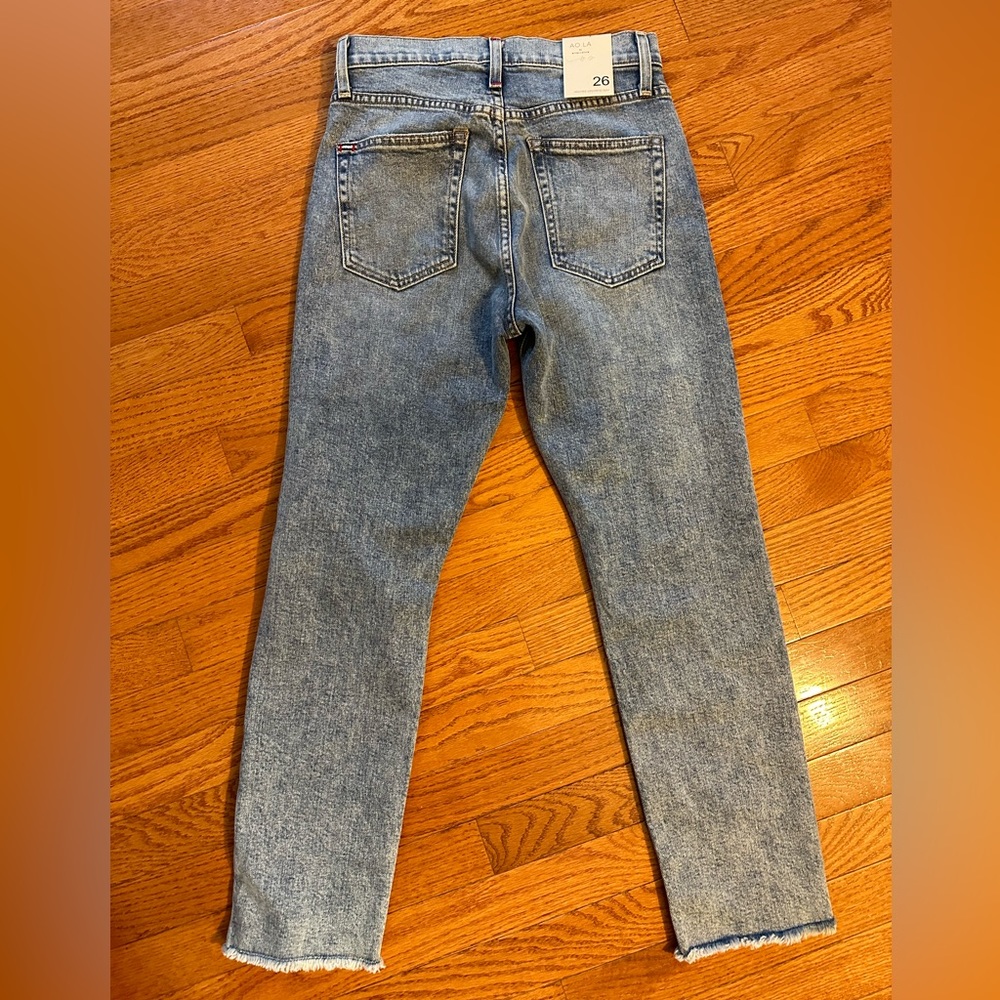 NWT Alice+Olivia LA ankle cropped jeans - Picture 2 of 9
